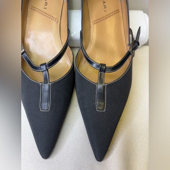 Tahari Black Pointed Toe T-Strap Kitten Heel Shoes Size 10 - Picture 2 of 11